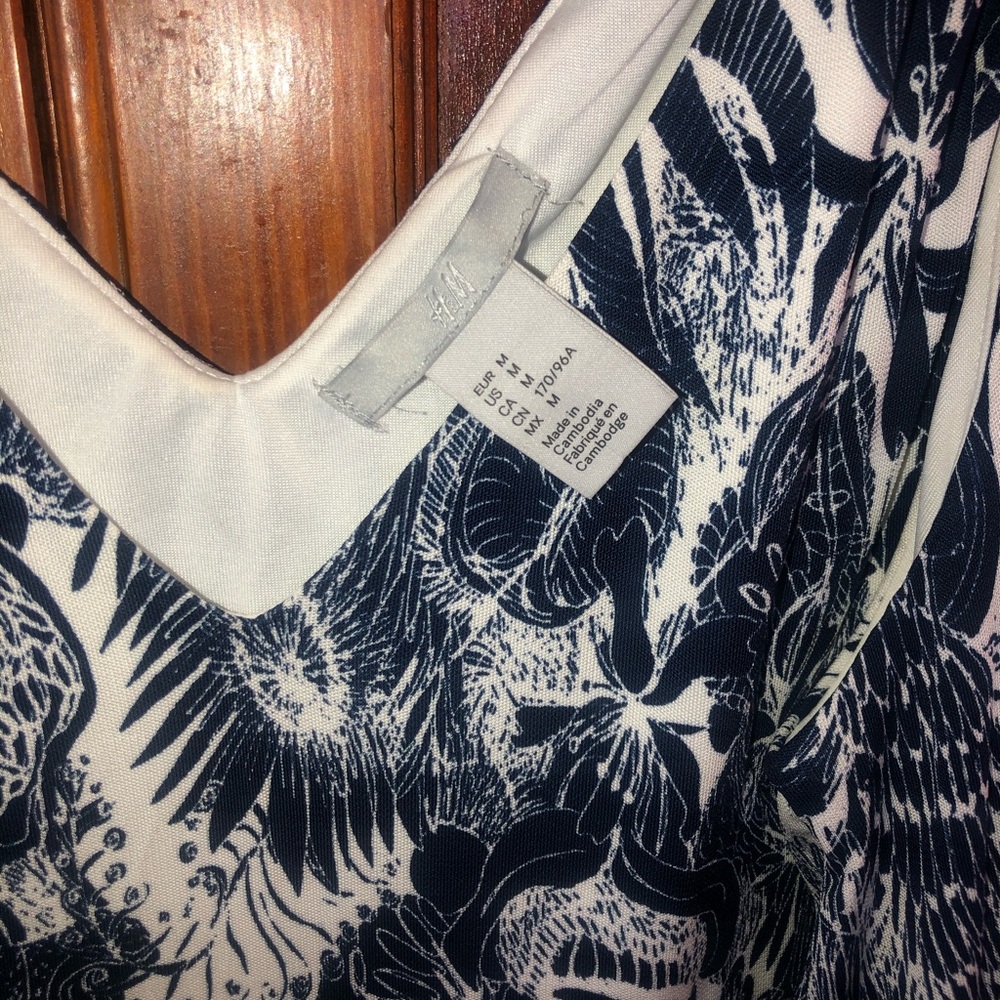 Tank top - Picture 3 of 4